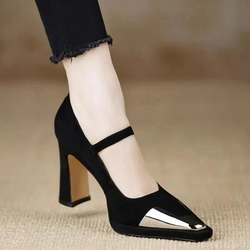 Mora Elegant Pumps